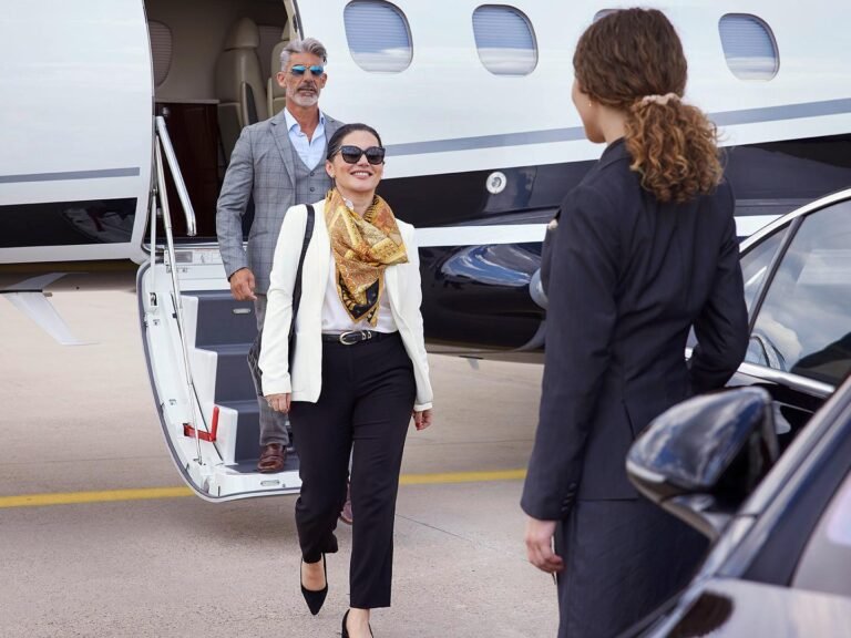 Qué servicios ofrece FBO VIP Club en B1802 Ezeiza, Buenos Aires