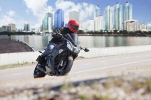 En qué consiste el plan de motos con 36 cuotas sin interés del gobierno 9 motocicleta en carretera con fondo urbano