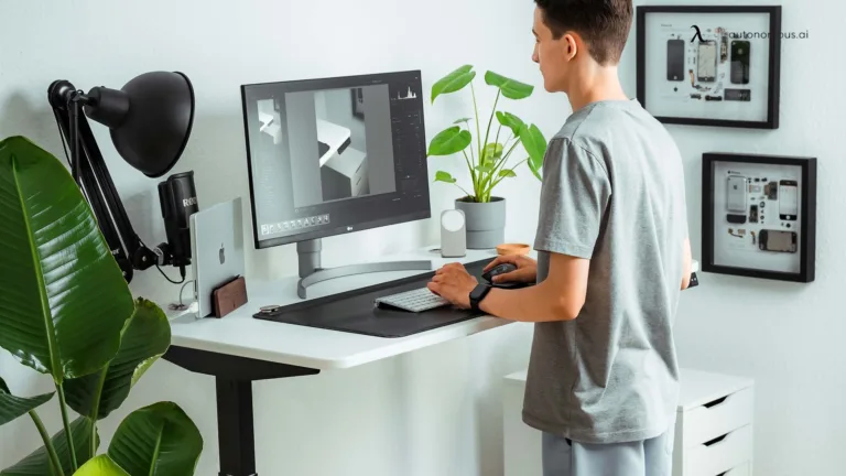 Qué Negocio Puedo Poner En Mi Casa Para Ganar Dinero Fácilmente 2 pequena oficina casera con computadora y plantas